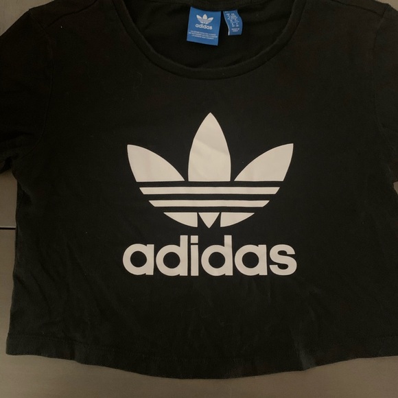 adidas Tops - EUC classic Adidas crop tee